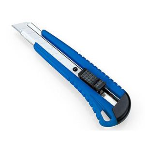 Dahle tapetniški nož BASIC 10860, rezilo 18 mm | MEGAtoner.si